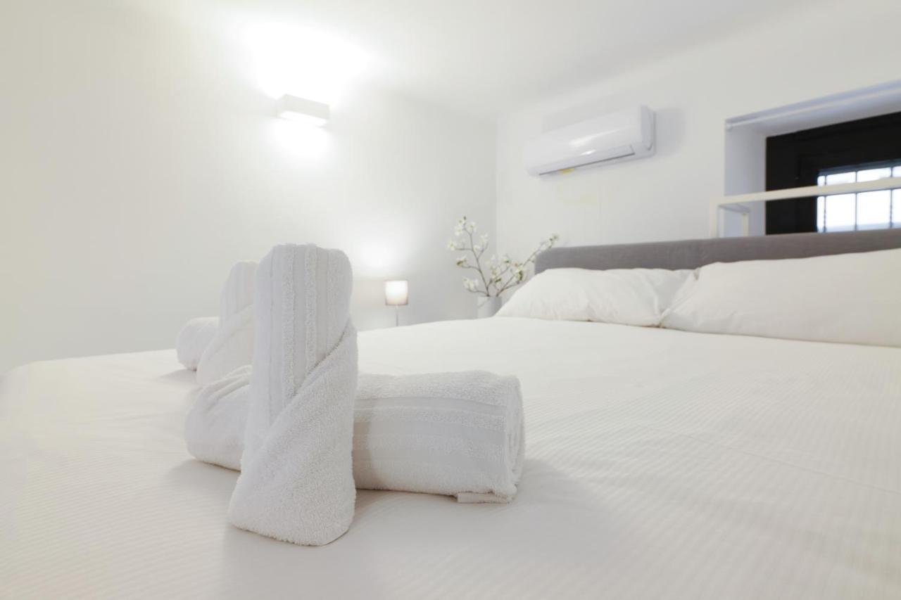 Appartement Primopiano - Aragona Flats à Milan Extérieur photo