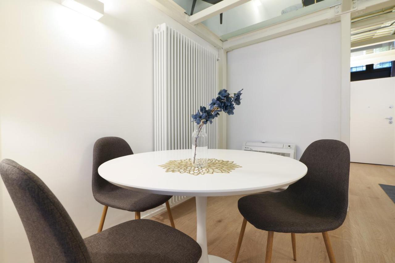 Appartement Primopiano - Aragona Flats à Milan Extérieur photo